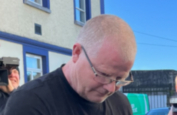 Jury shown TV interview of Richard Satchwell saying he ‘never laid a finger’ on wife Tina Jury shown TV interview of Richard Satchwell saying he ‘never laid a finger’ on wife Tina